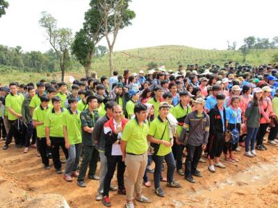 ปลูกป่าให้ช้าง เขตรักษาพันธ์สัตว์ป่าภูหลวง 23 ส.ค. 57